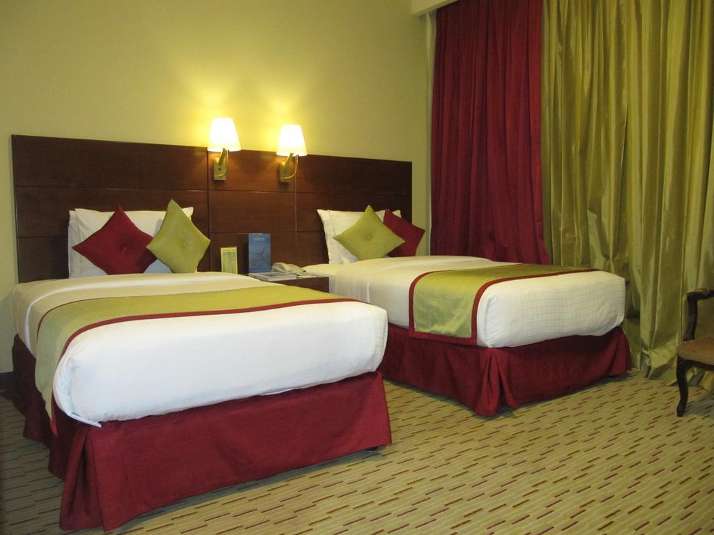 Rayan Hotel Charjah Extérieur photo